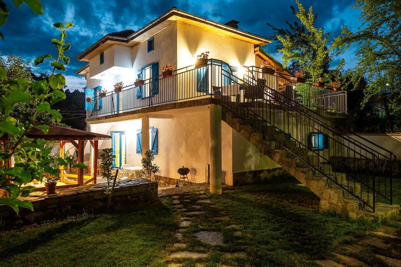 Garmen Hills Guest Houses Exteriér fotografie